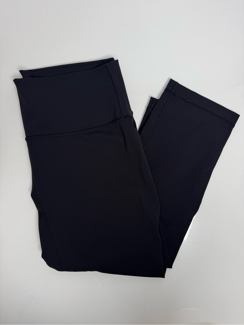 Lululemon Black Cropped Leggings Size 12 Yoga Workout Pants